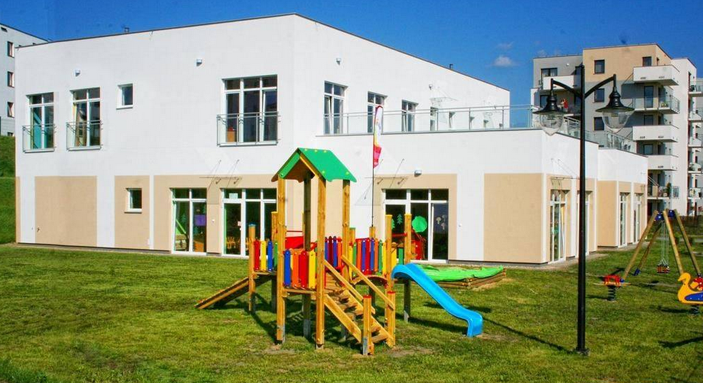 Niepubliczne Przedszkole Artystyczne „Fantazja-Jasień”, ul. Jabłoniowa