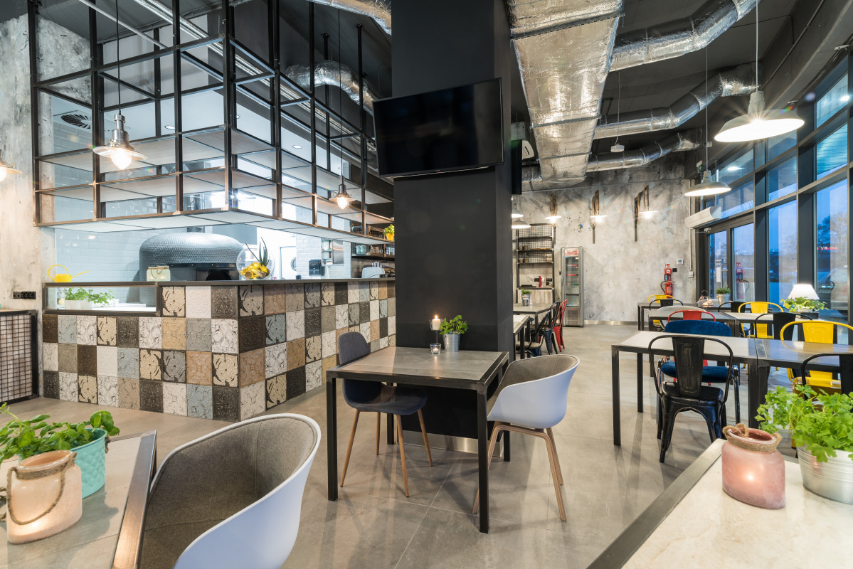 Garnizon, Restauracja 